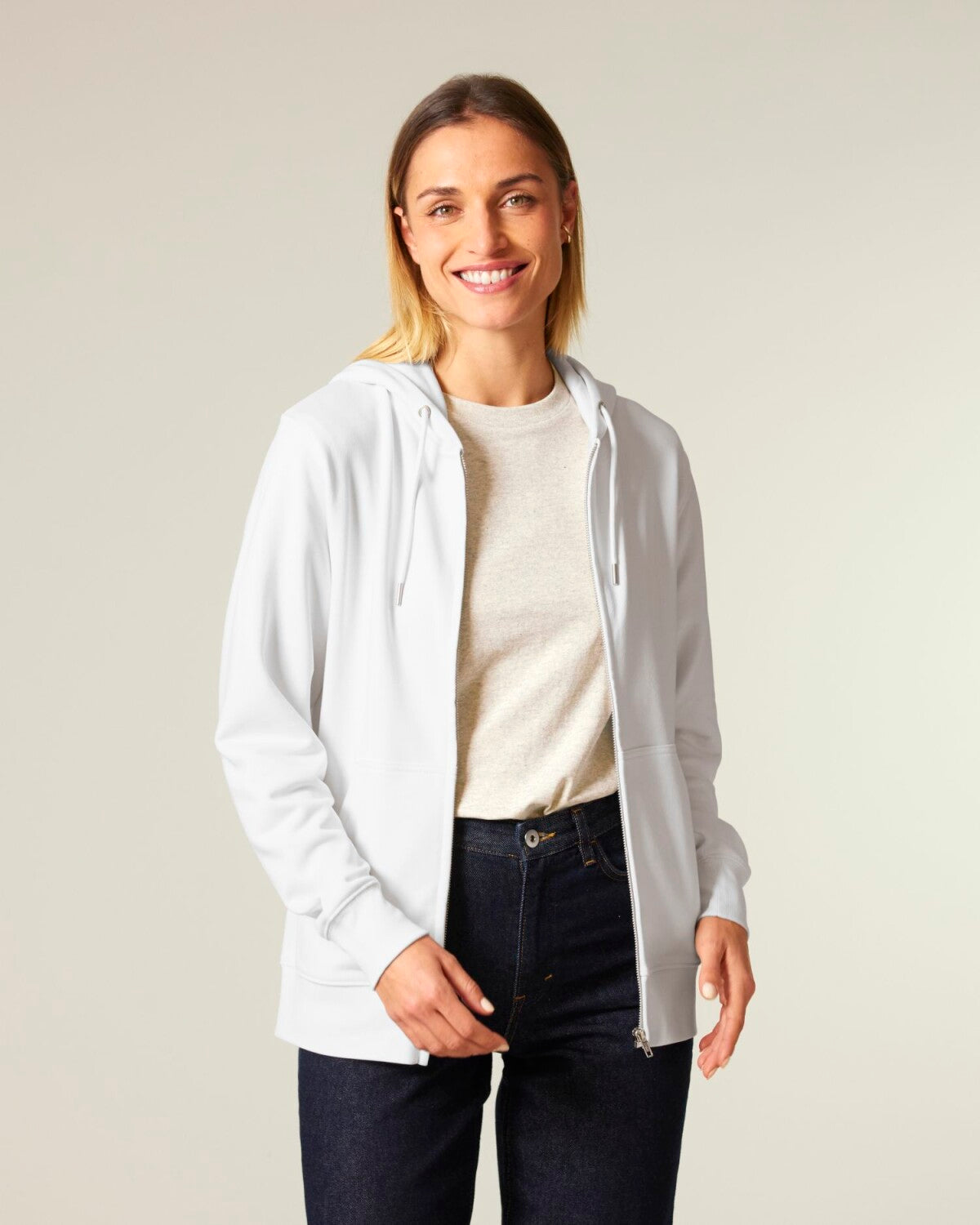 Organic Zipper Wild Instinct – Herbst Hoodie aus Bio-Baumwolle mit Rückendruck für Damen und Herren