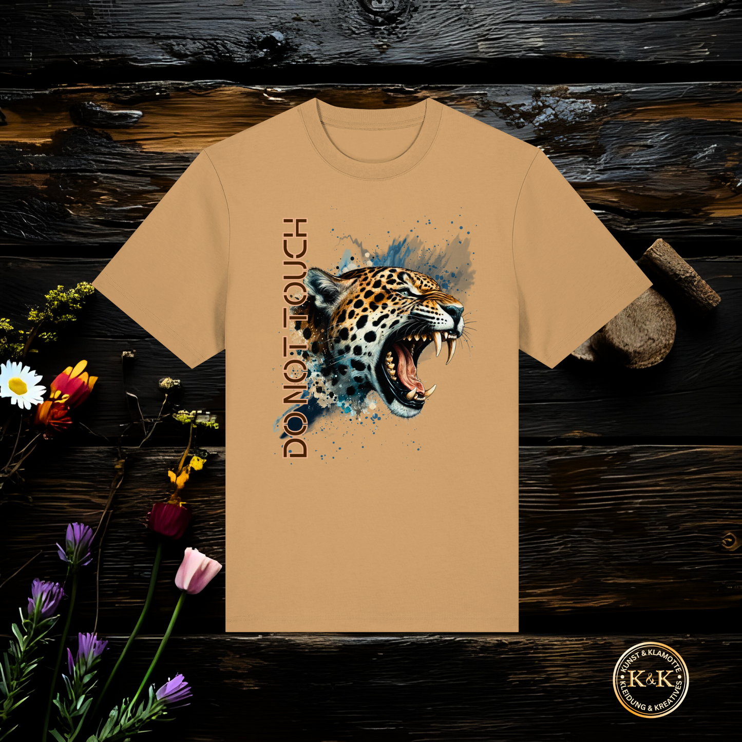 Tropical Leopard Organic Unisex T-Shirt I Jungle Animal Print für Streetwear I Urban Boho Fashion & Wildlife Style