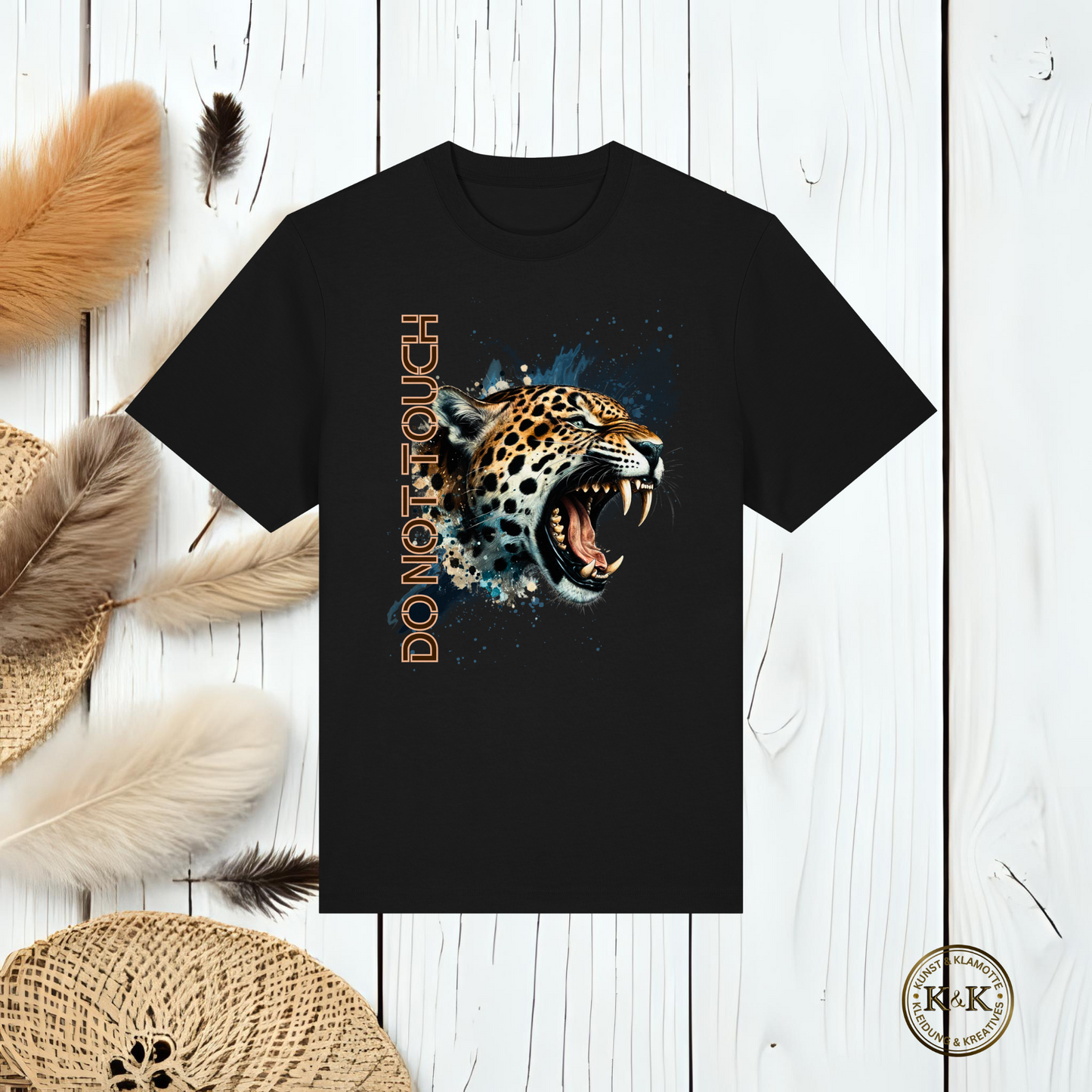 Tropical Leopard Organic Unisex T-Shirt I Jungle Animal Print für Streetwear I Urban Boho Fashion & Wildlife Style