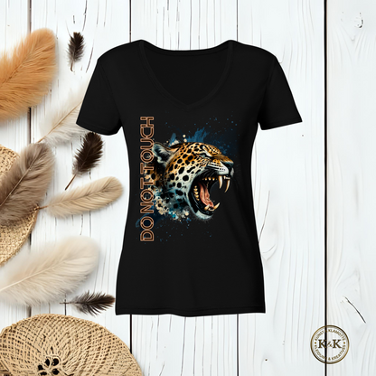Tropical Leopard Ladies V-Neck Shirt I Jungle Animal Print für Streetwear I Urban Boho Fashion & Wildlife Style -