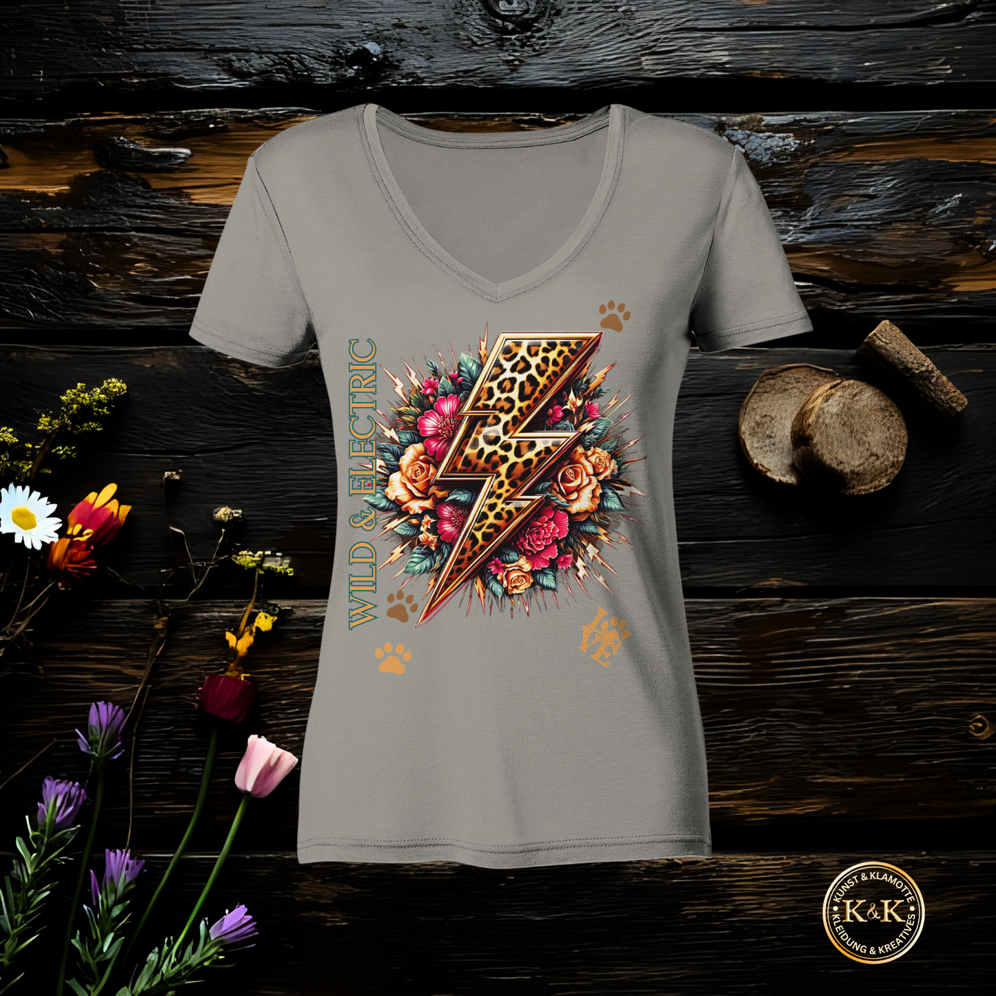 Ladies V-Neck Shirt für Powerfrauen – Rock Style, Festival Outfit, Boho Look
