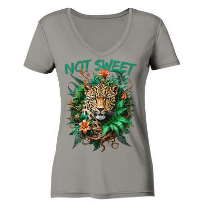 Not Sweet Ladies V-Neck Shirt I Statement Shirt für starke Frauen | Feministisches Leopard Design | Tropischer Boho Wildstyle