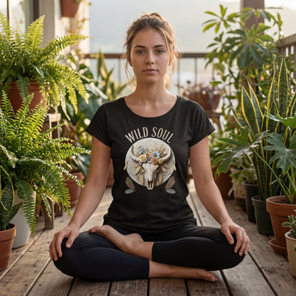 Wild Soul Boho Shoulder T-Shirt mit floralem Bull Skull